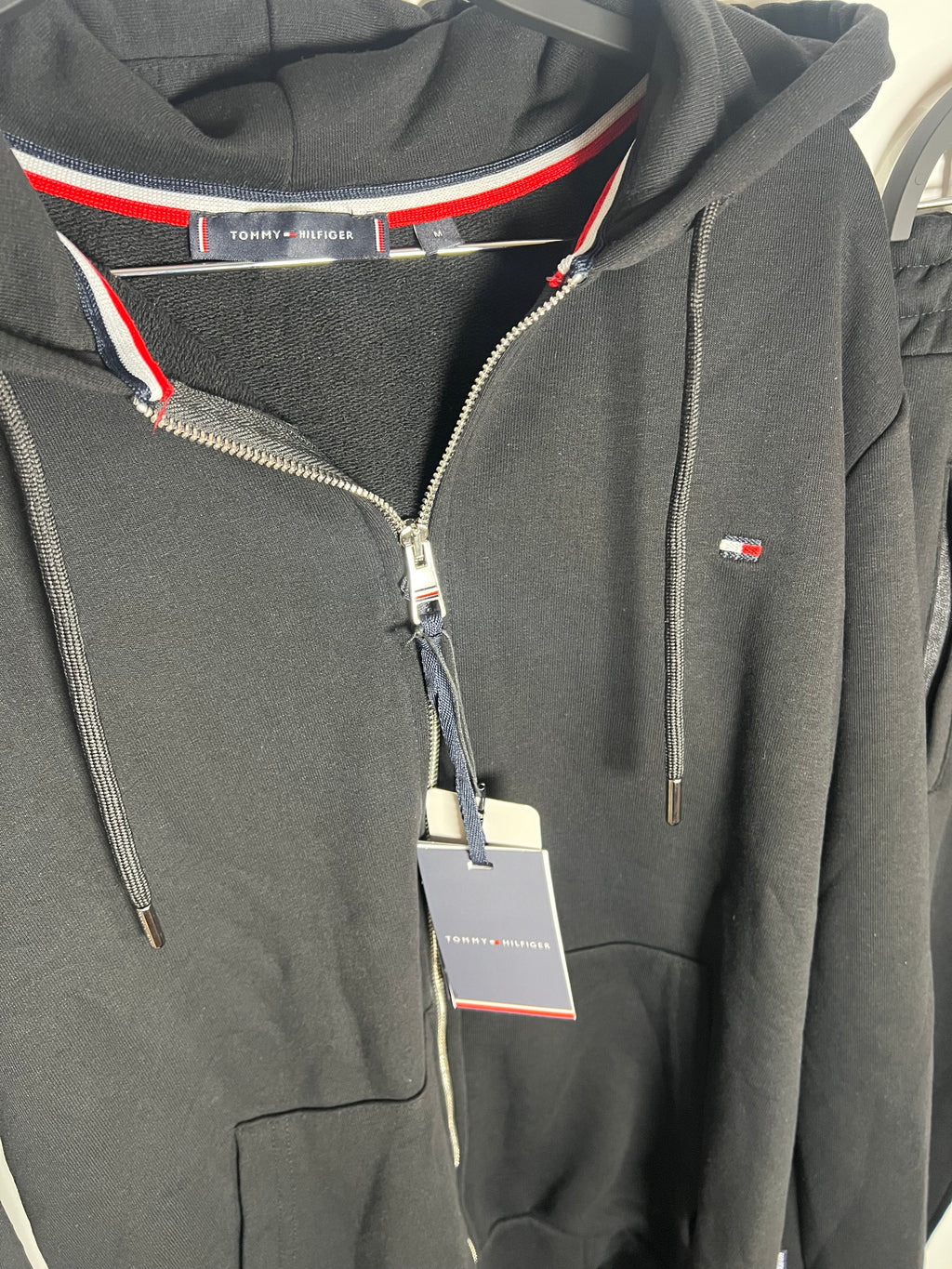 Tommy Hilfiger -  SUIT