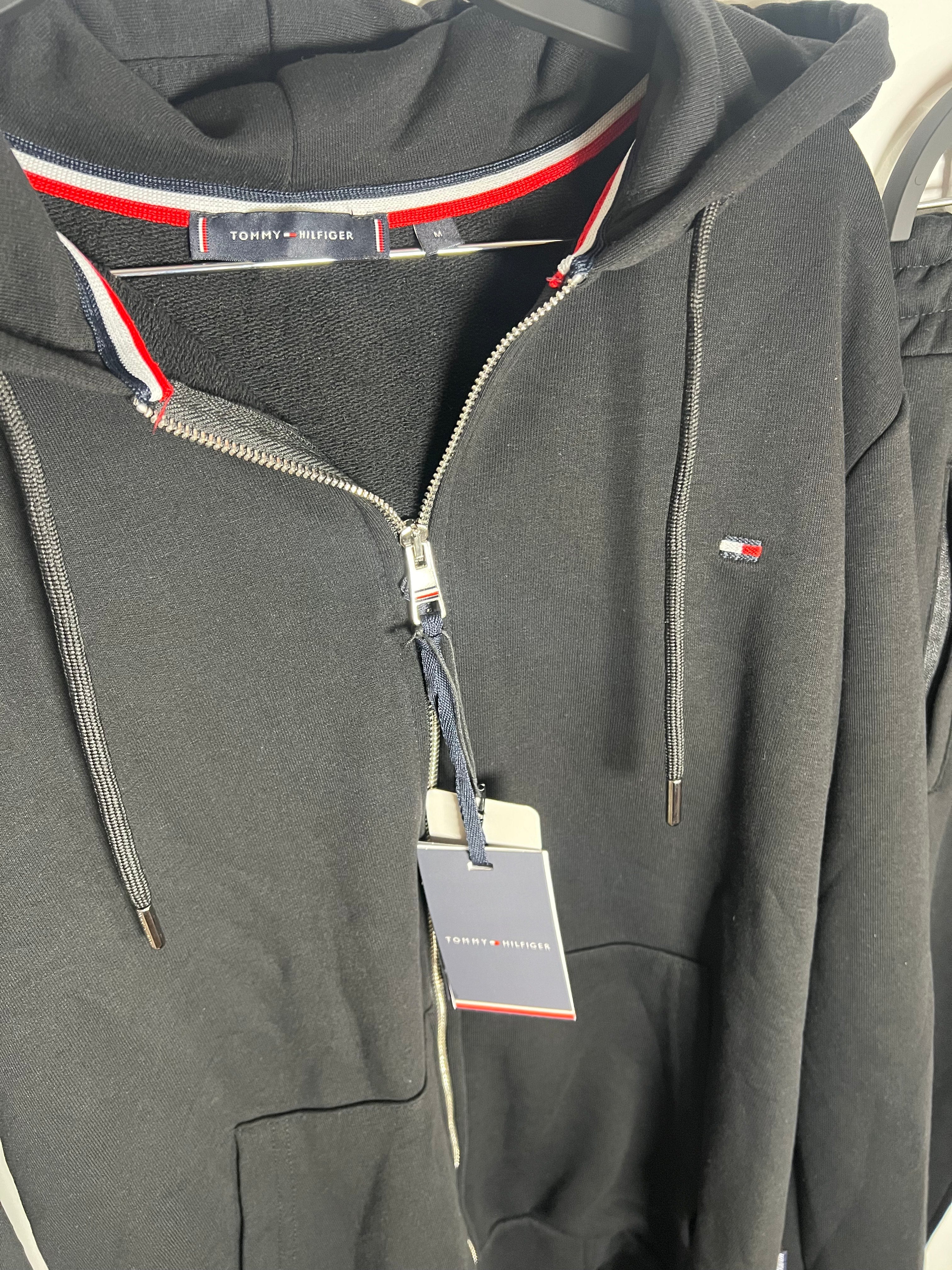 Tommy Hilfiger -  SUIT