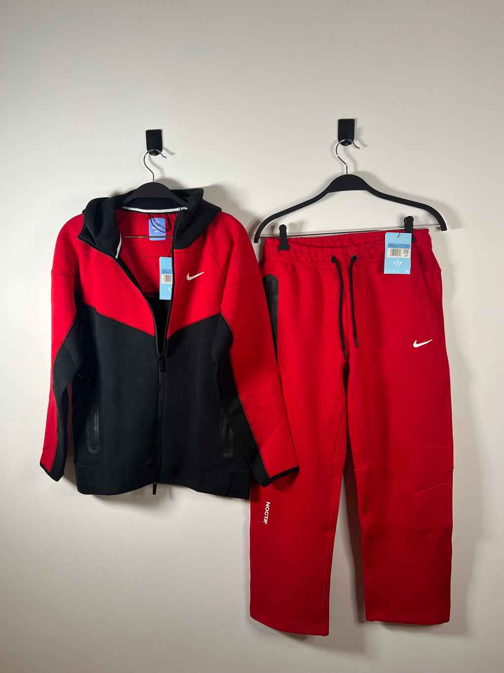 NIKE Tech Fleece - SUIT